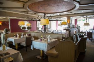 Edward Park Restaurants